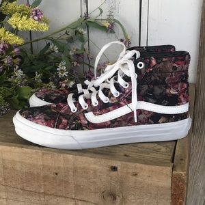 Womens high top moody floral Vans